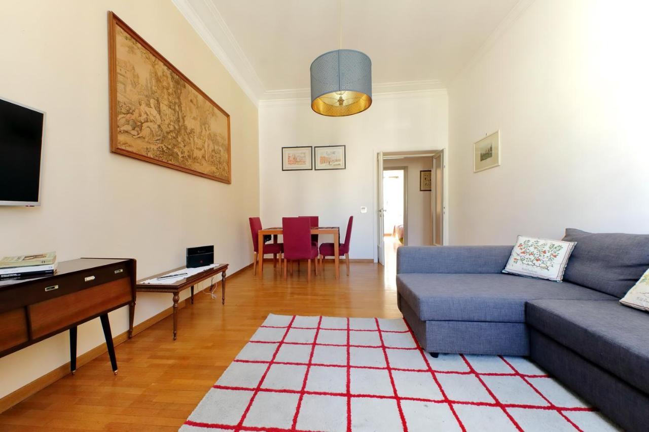 4Bnb - Chinotto Spacious Apartment ローマ エクステリア 写真