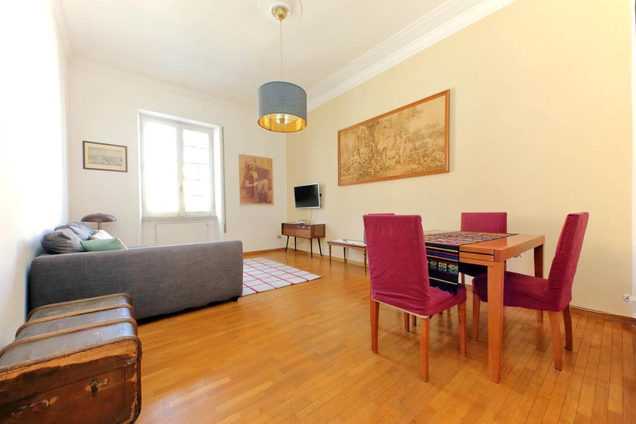 4Bnb - Chinotto Spacious Apartment ローマ エクステリア 写真