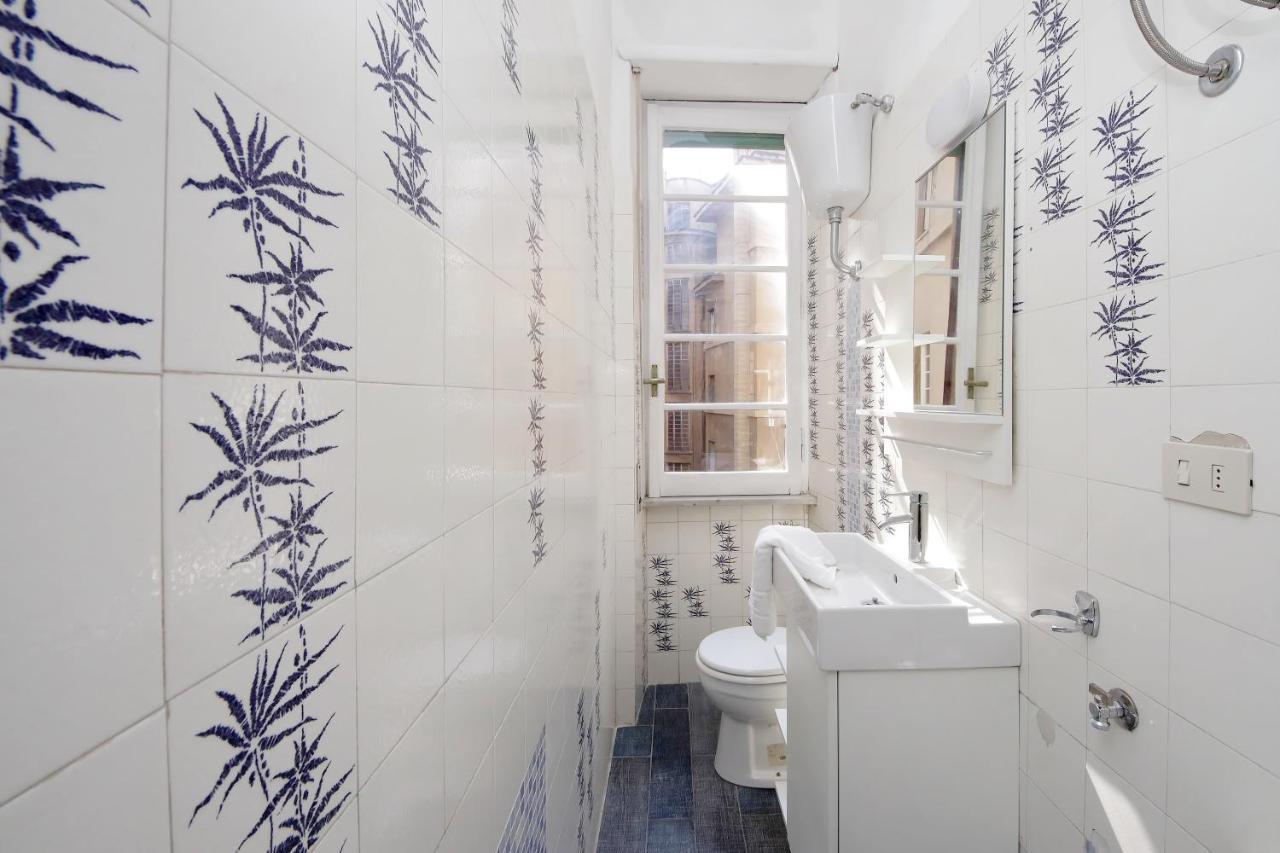 4Bnb - Chinotto Spacious Apartment ローマ エクステリア 写真
