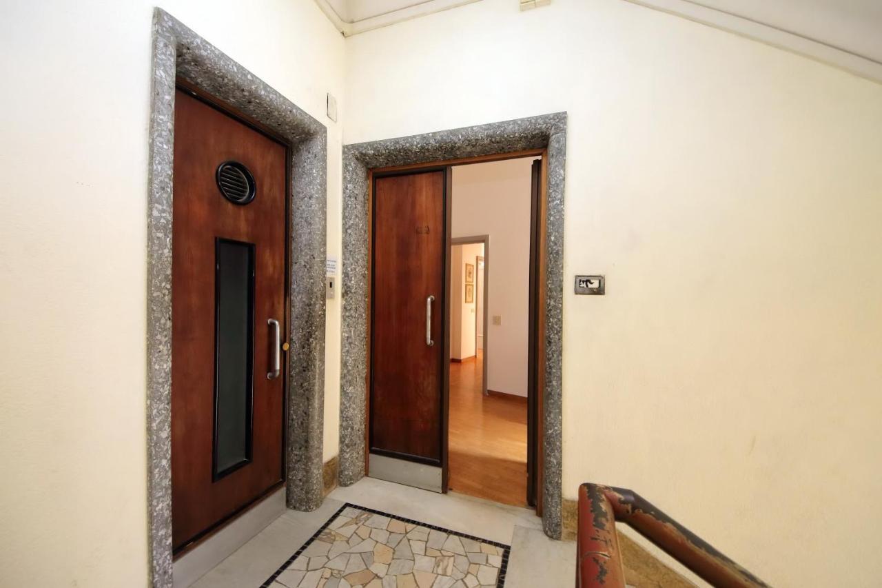 4Bnb - Chinotto Spacious Apartment ローマ エクステリア 写真
